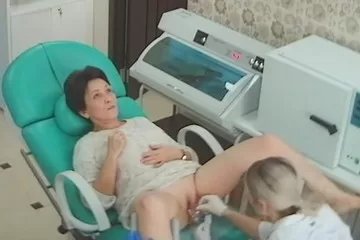 skrytaya kamera snimaet v ginekologicheskom kabinete.mp4 000142533 cr