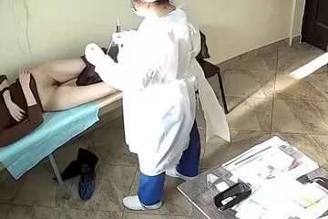 skrytoe video iz procedurnogo kabineta ginekologii.mp4 000058658 cr